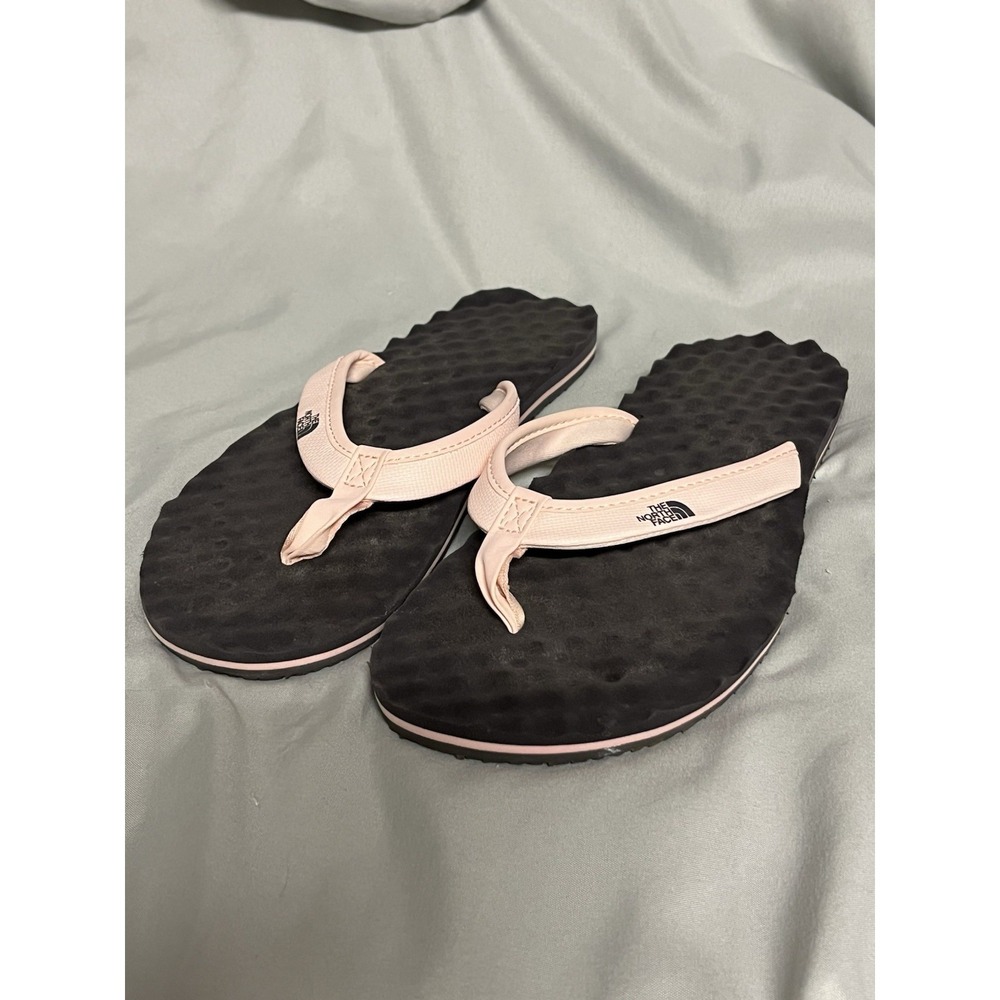 The North Face Women's Base Camp Pink Flip Flop Sandals Sz 8 Comfort Tread